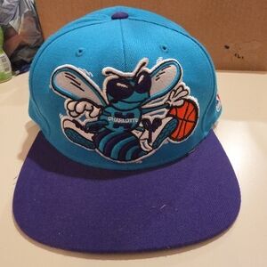 Mitchell & Ness Charlotte Hornets Hugo Snapback Hat